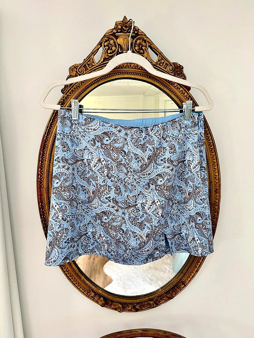 NWOT Hollister Paisley High Waist Skirt in Blue & Brown Size Medium